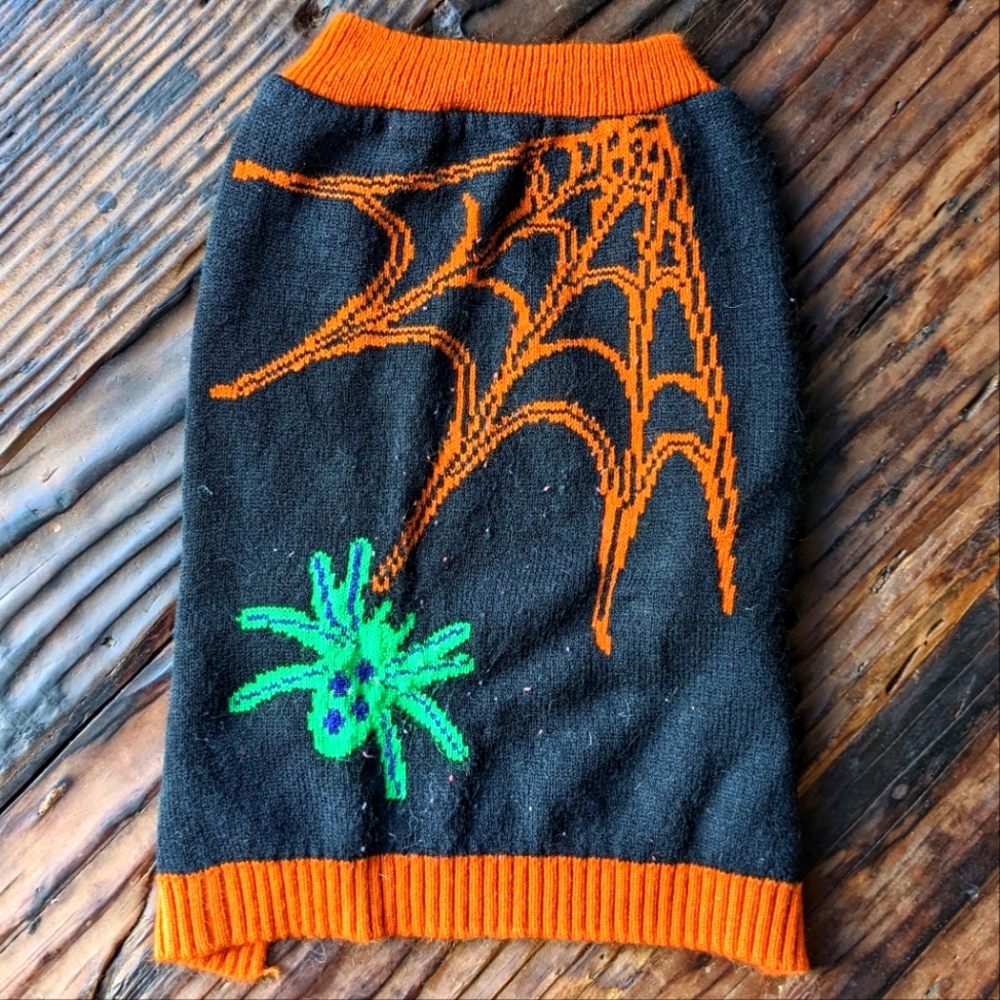 🐶 Spooky Halloween Knit Dog Sweater with Spider Pet Spirit Medium